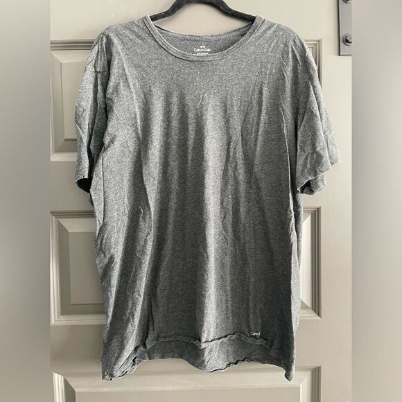 Men’s Calvin Klein Tshirt - Picture 1 of 4